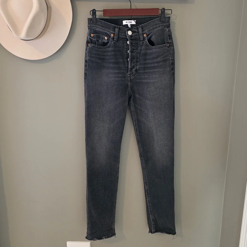 RE/DONE Black Raw Hem Button Fly Jeans Size 26 High Rise Cropped Designer Denim